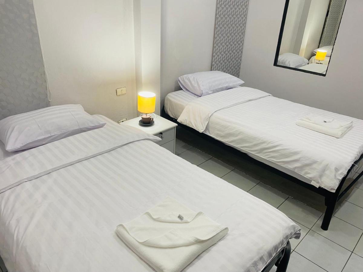 Hotel Beachwalk Patong Zewnętrze zdjęcie